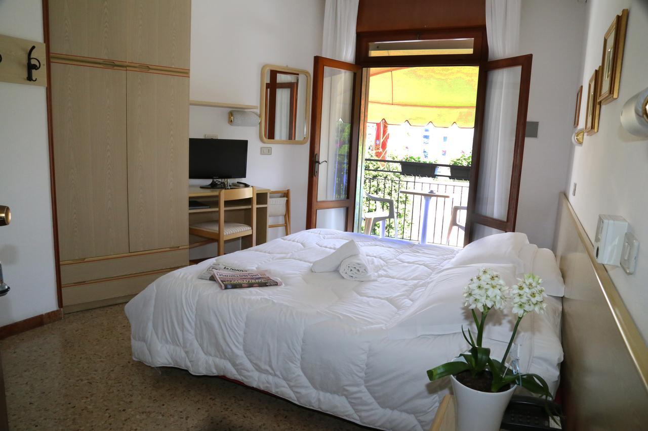 Hotel Berna 3*